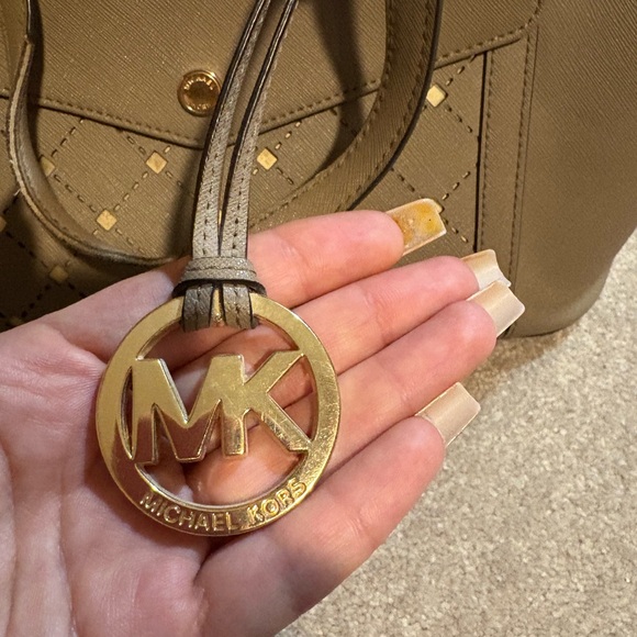 Michael Kors Beige Taupe Mirror MirroredTote Bag Shoulder Purse - Picture 2 of 14